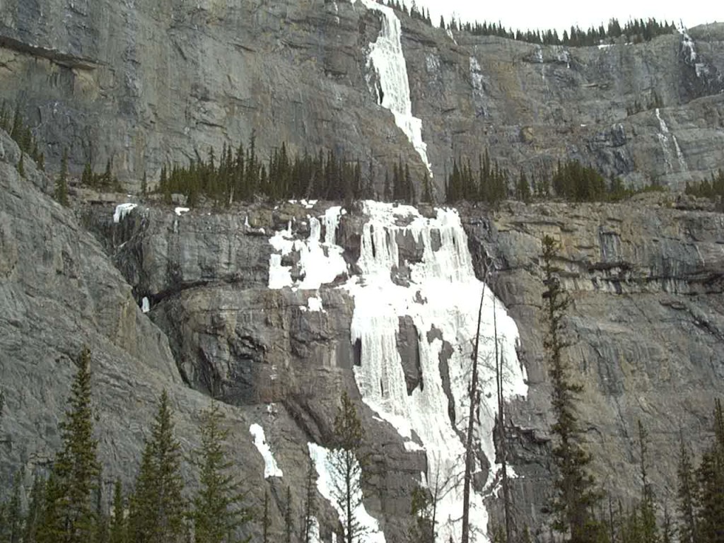 Canadian Rockies on Icefield Parkway