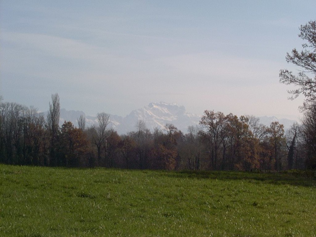 Near Saint Pierre d' Albigny