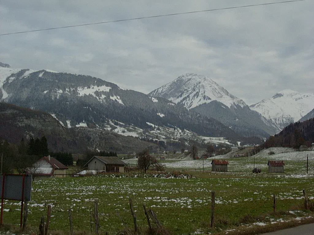 Near Sainte Reine on D911