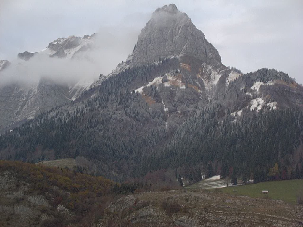 Near Saint Pierre d' Albigny