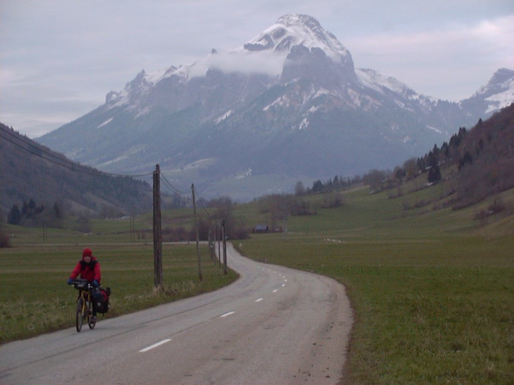 Near Sainte Reine on D911