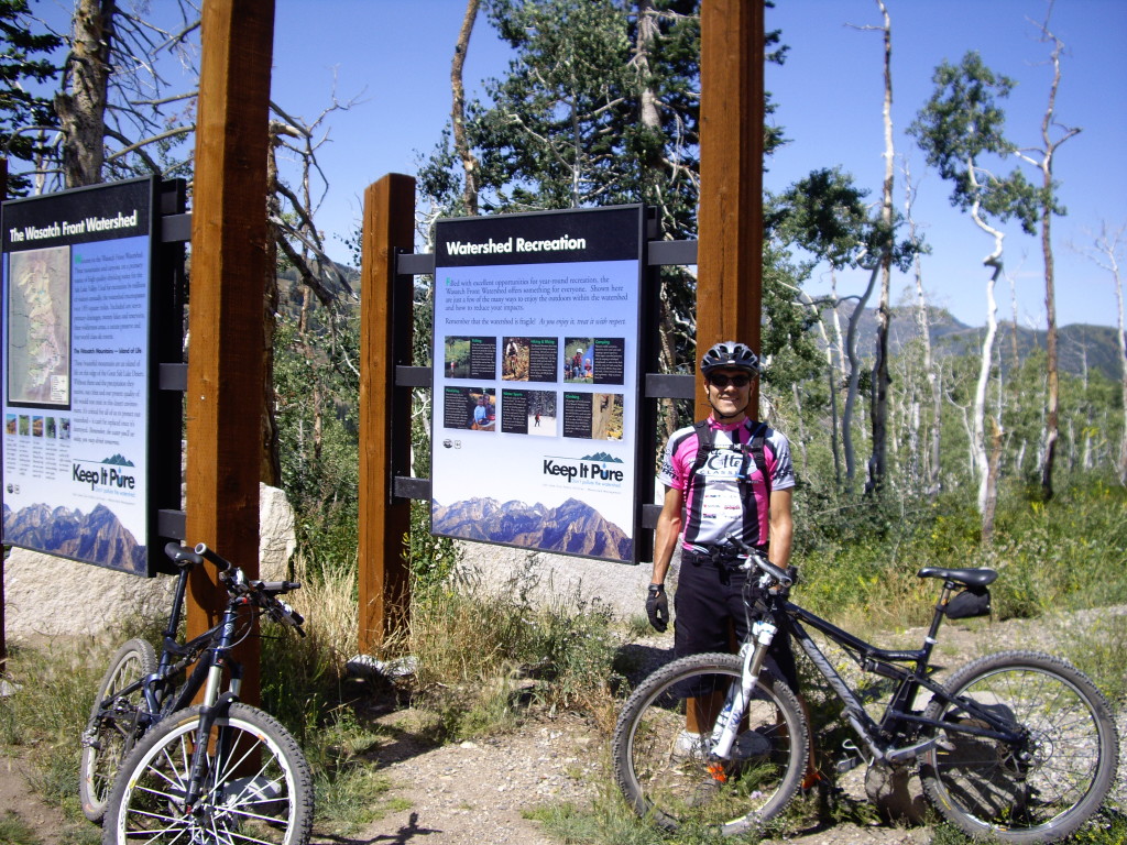 Parking is available off Big Cottonwood Canyon Road on FR023