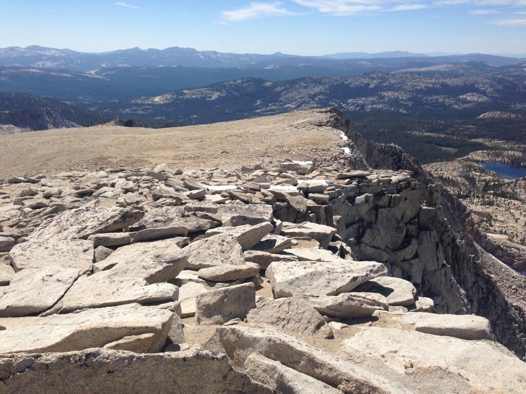 I like this angle because you can see all 3 named lakes (from left to right: Alpine, Horseshoe, and Hell For Sure.
