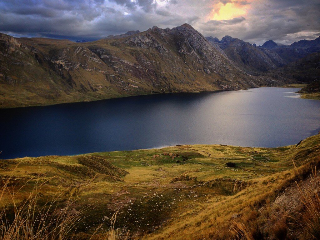 Laguna Lauricocha - one of the beautiful highlights of our alternative route through Huayhuash.