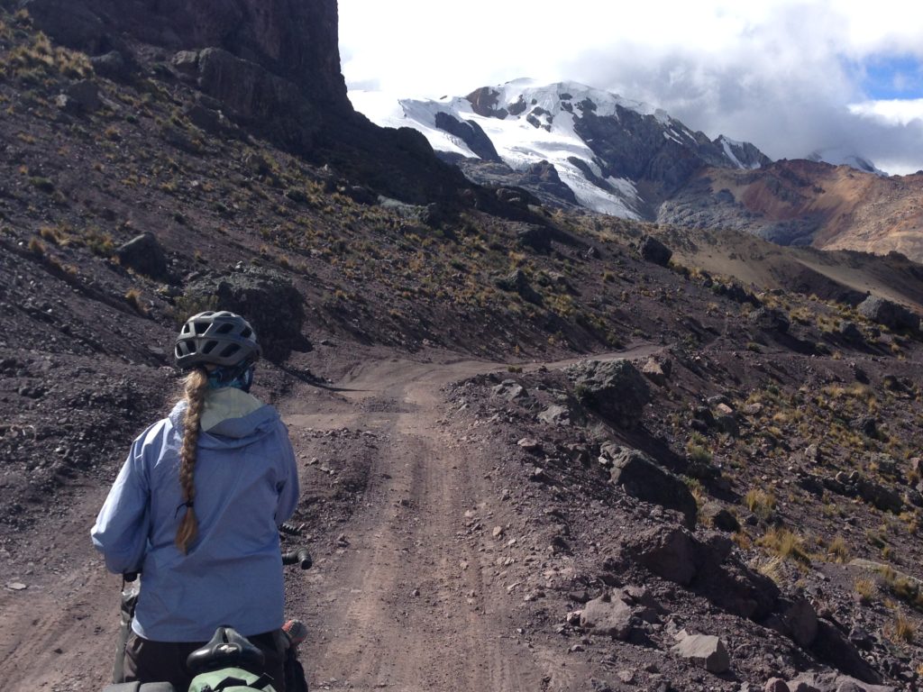 Looking on the Cordillera Pariacaca